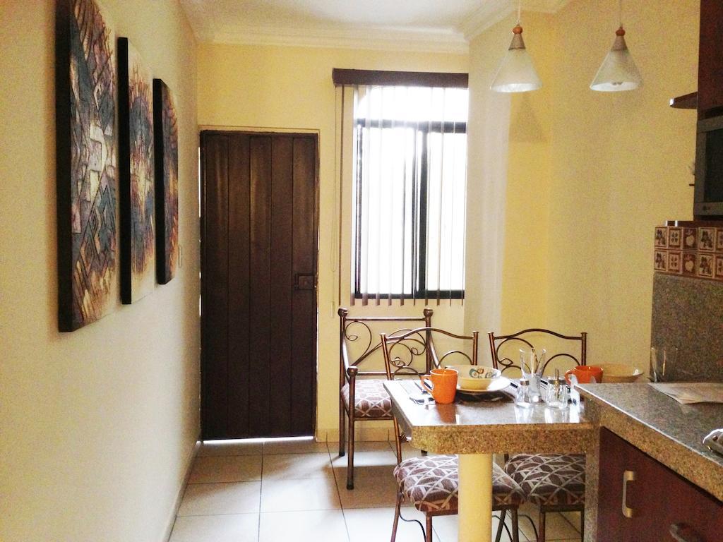 El Patio Suites II 과야킬 객실 사진