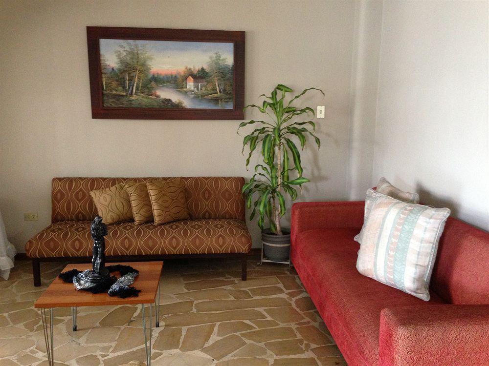 El Patio Suites II 과야킬 외부 사진
