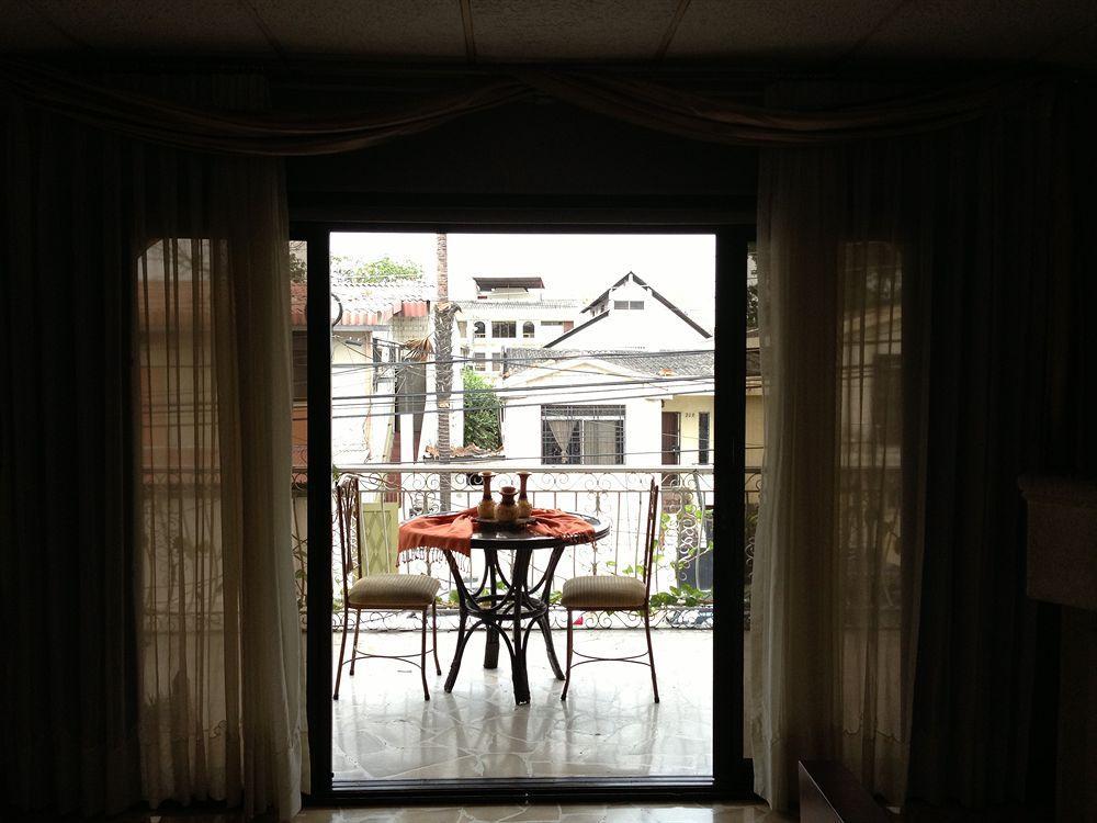 El Patio Suites II 과야킬 외부 사진