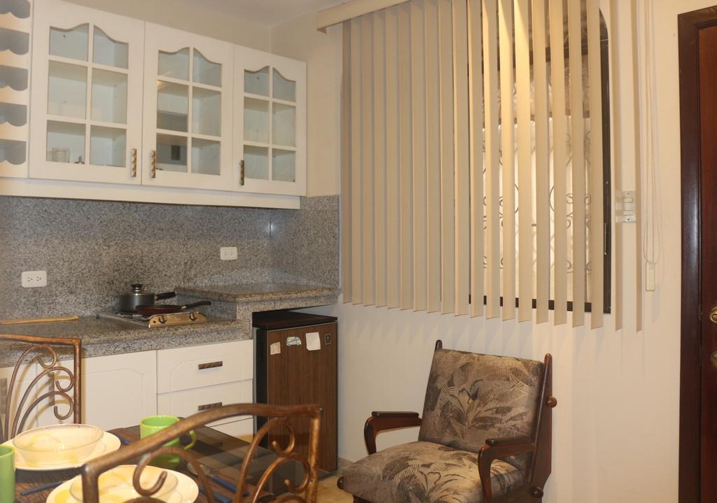 El Patio Suites II 과야킬 외부 사진