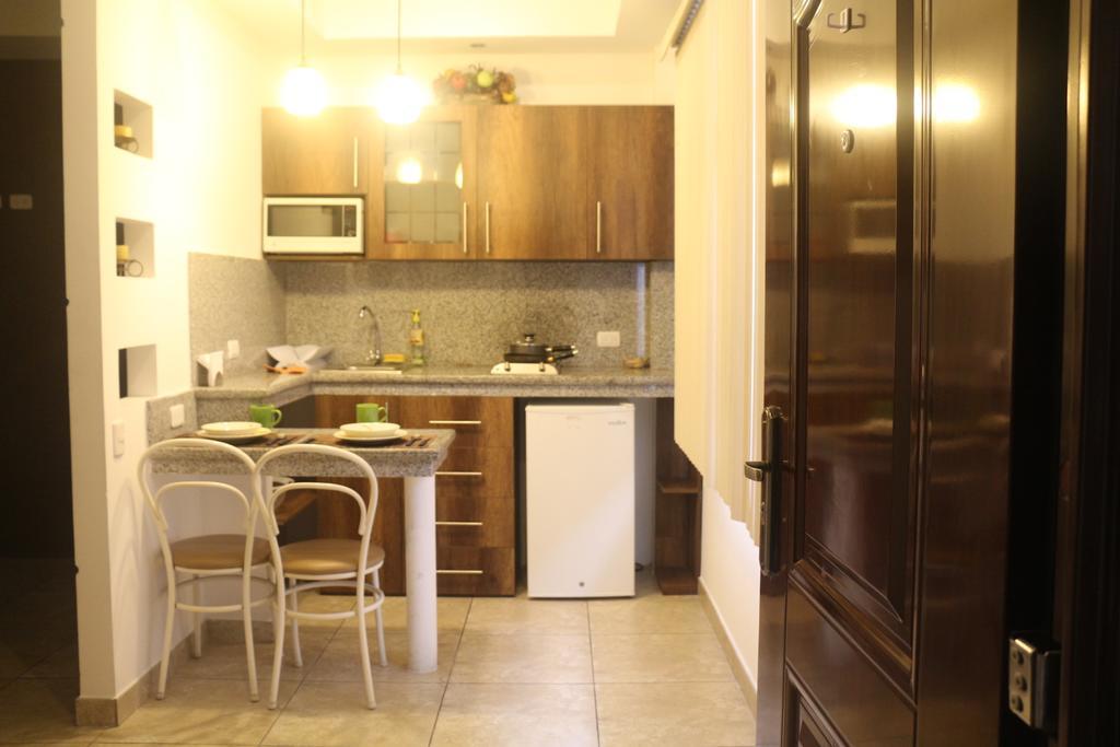 El Patio Suites II 과야킬 외부 사진